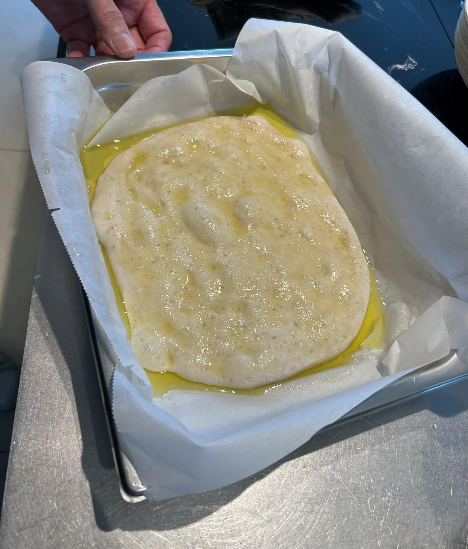 Focaccia, Italiaans genieten uit je eigen oven - Foto