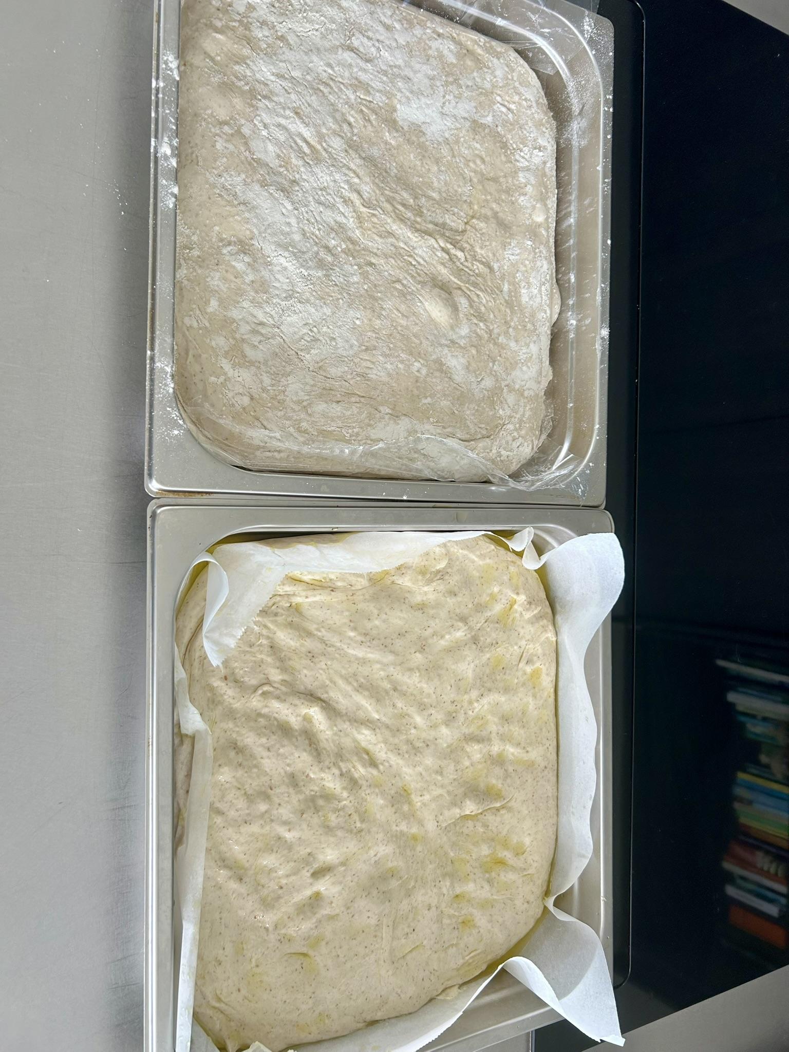 Focaccia, Italiaans genieten uit je eigen oven - Foto