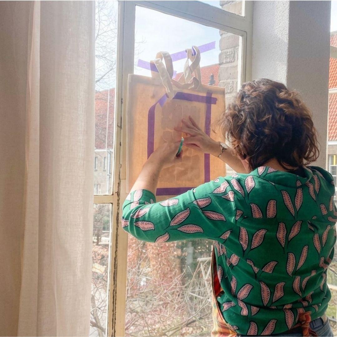 Textiel schilderen workshop – ontwerp je eigen katoenen tas - Foto