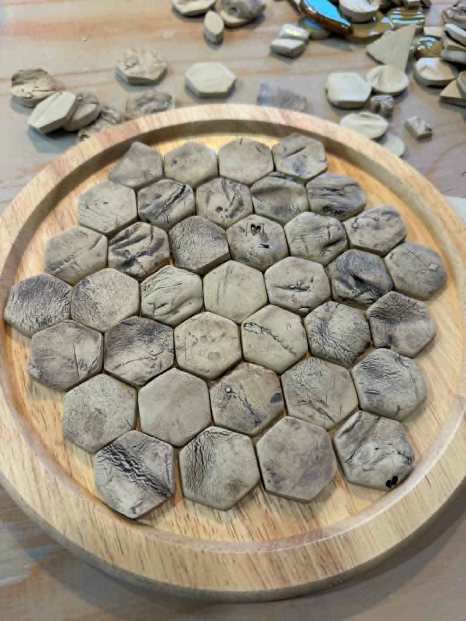 Workshop mozaïek met keramische steentjes - Foto