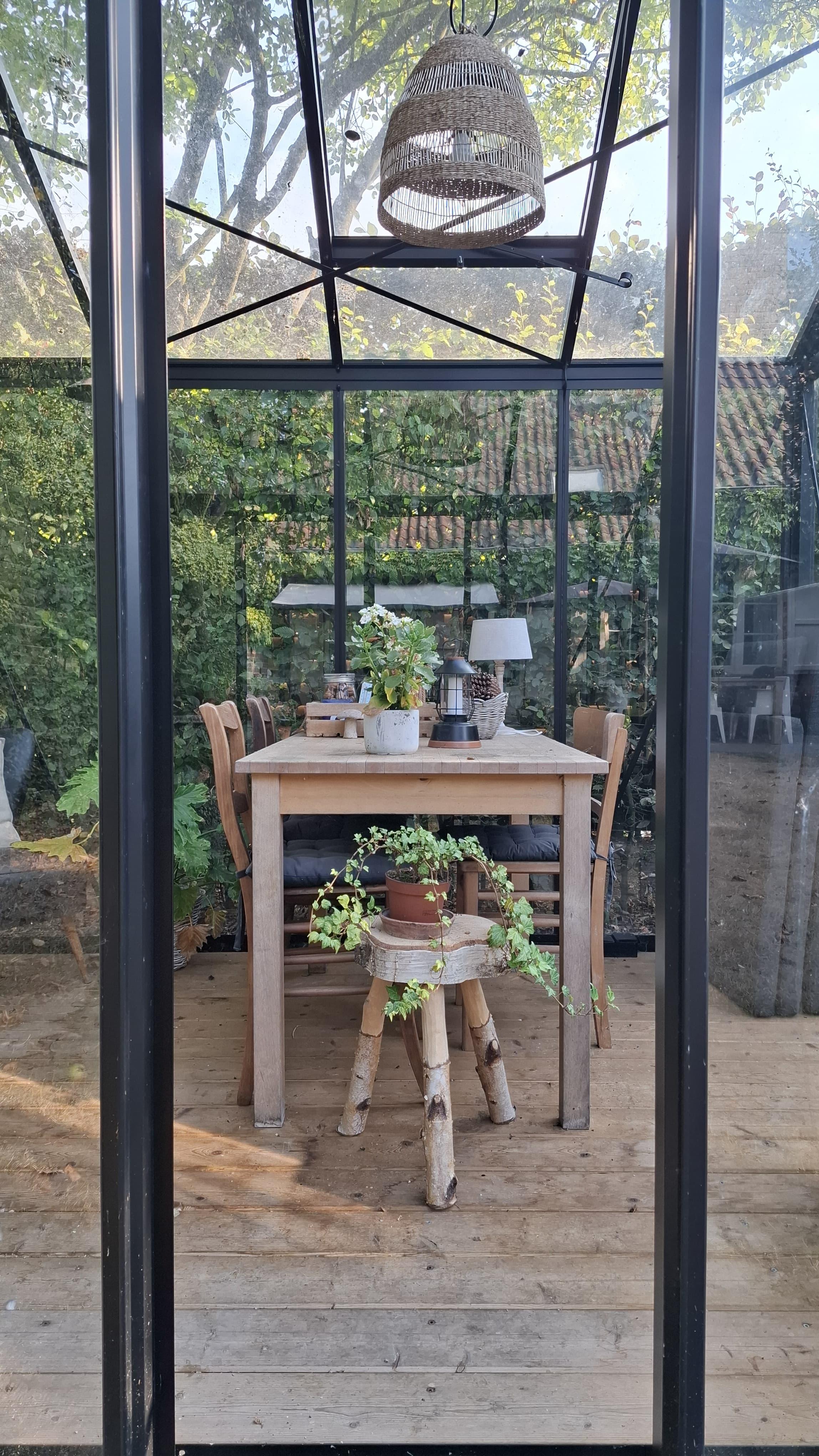 Houten boomkrukje - maak je eigen meubelstuk! - Foto