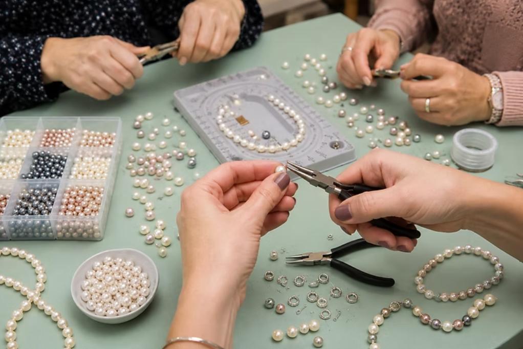 Fantasiejuwelen maken : 10 lessen reeks - Foto