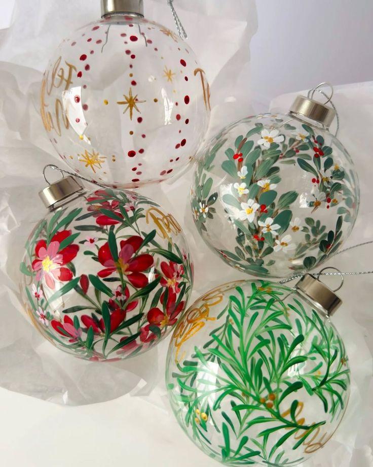 Gepersonaliseerde glazen kerstballen schilderen - Baubles & bubbles - Foto