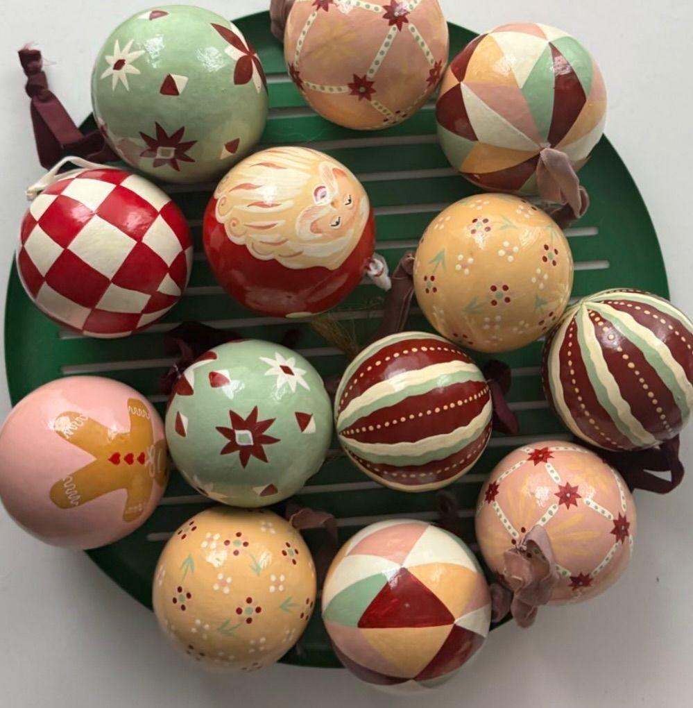 Gepersonaliseerde kraft kerstballen schilderen - Baubles & bubbles - Foto
