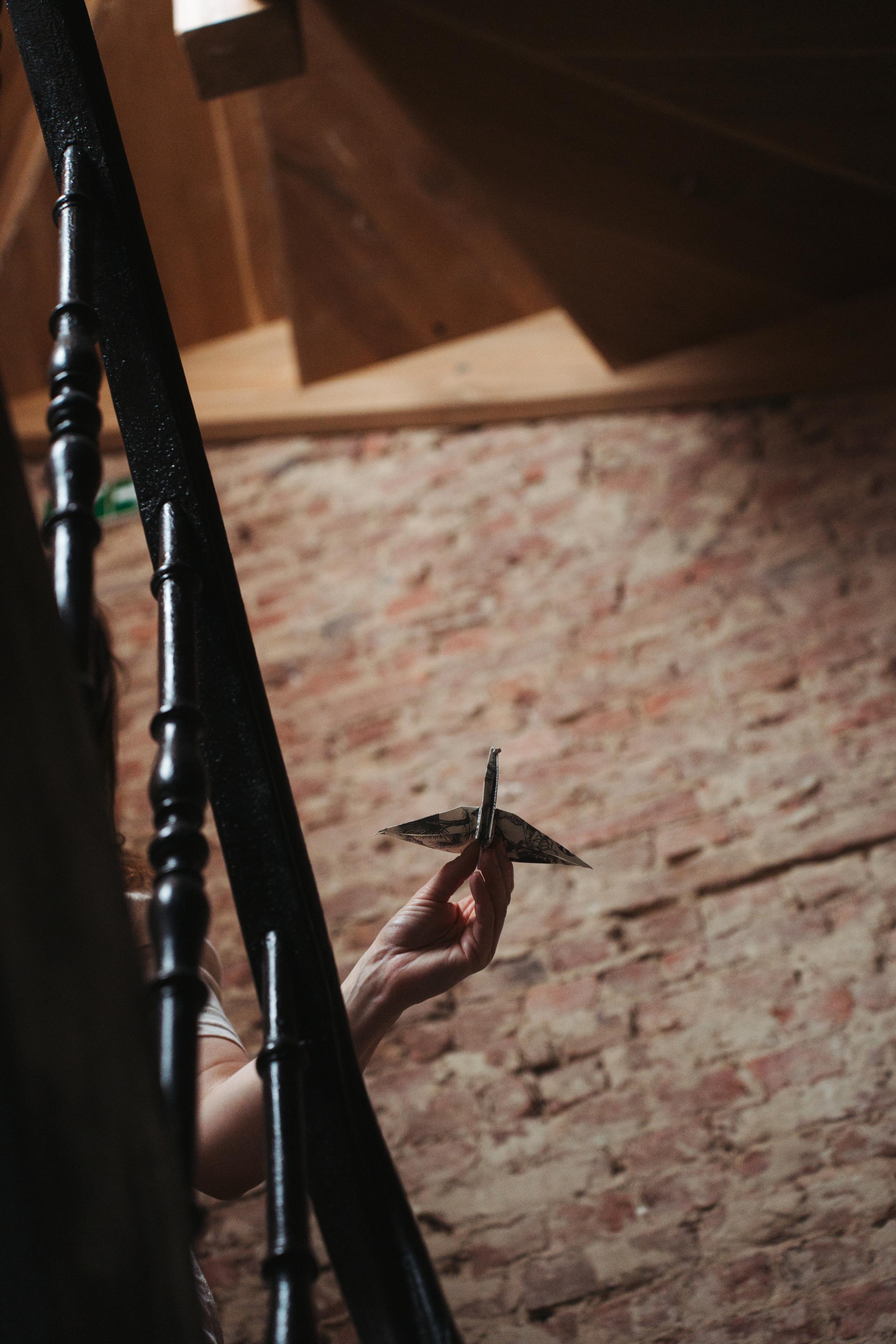 Bisous - Home of the Slow Saturday Club - Origami Bird Mobile & Tea - Foto