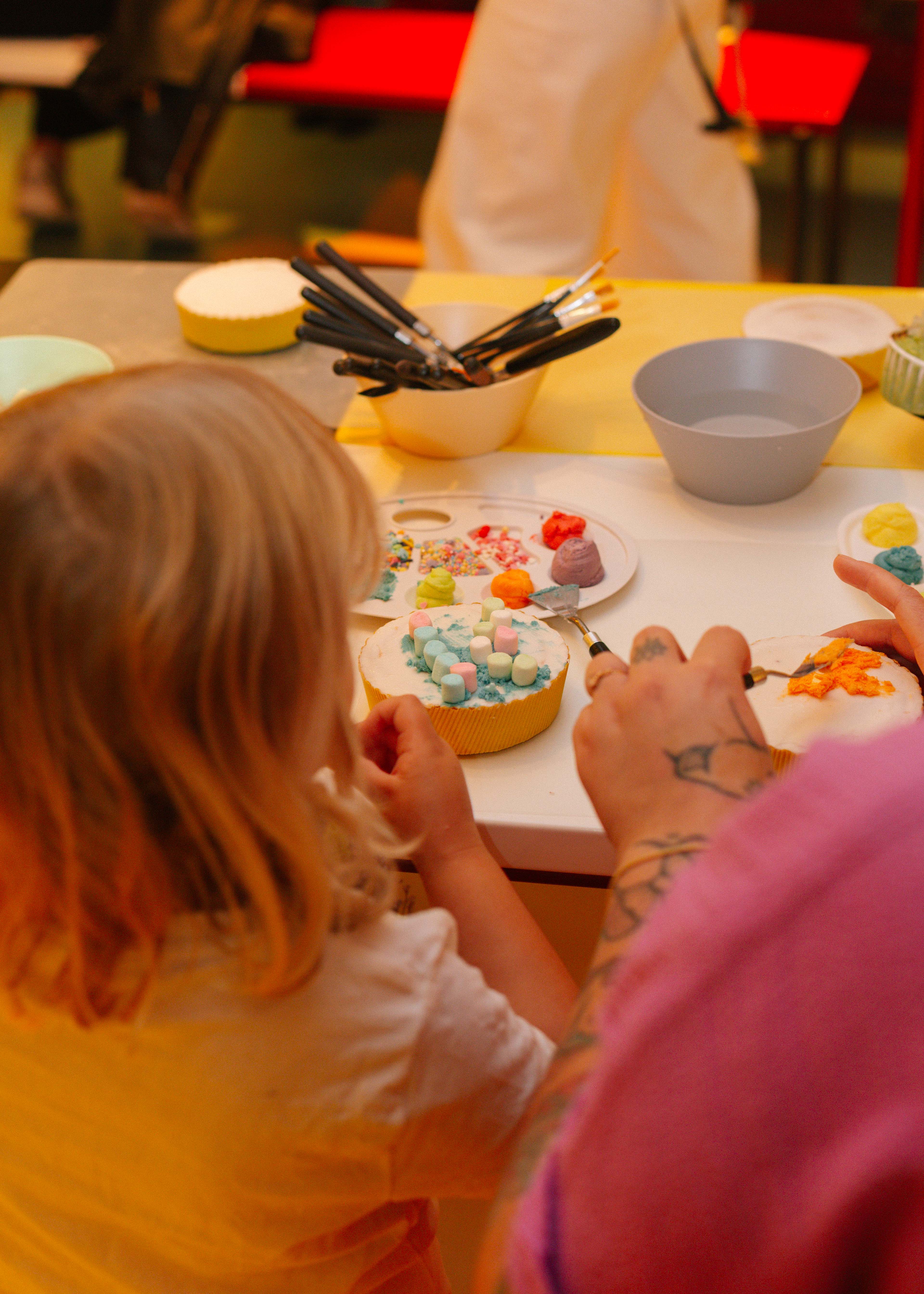 Ouder-kind workshop: Bento cake beschilderen met botercrème  @ WOLF