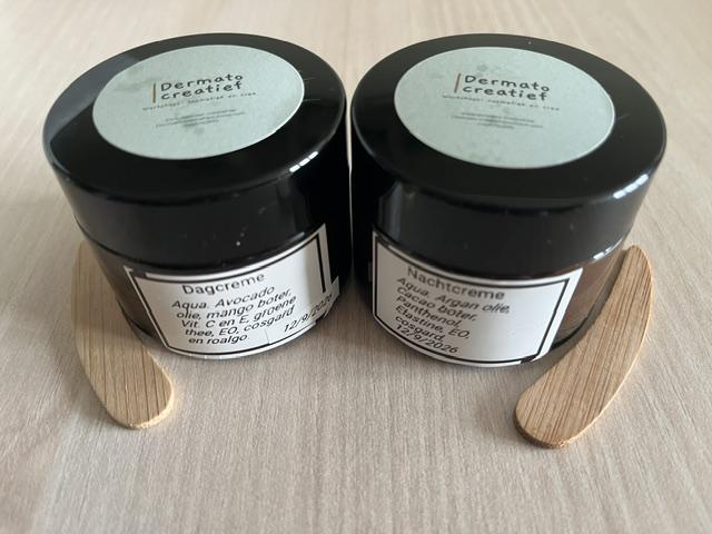 🌿  Ontdek de Geheimen van Jouw Huid en bereidt een dagcrème ofwel nachtcrème ofwel een handcrème volgens je eigen huidtype🌿 - Foto