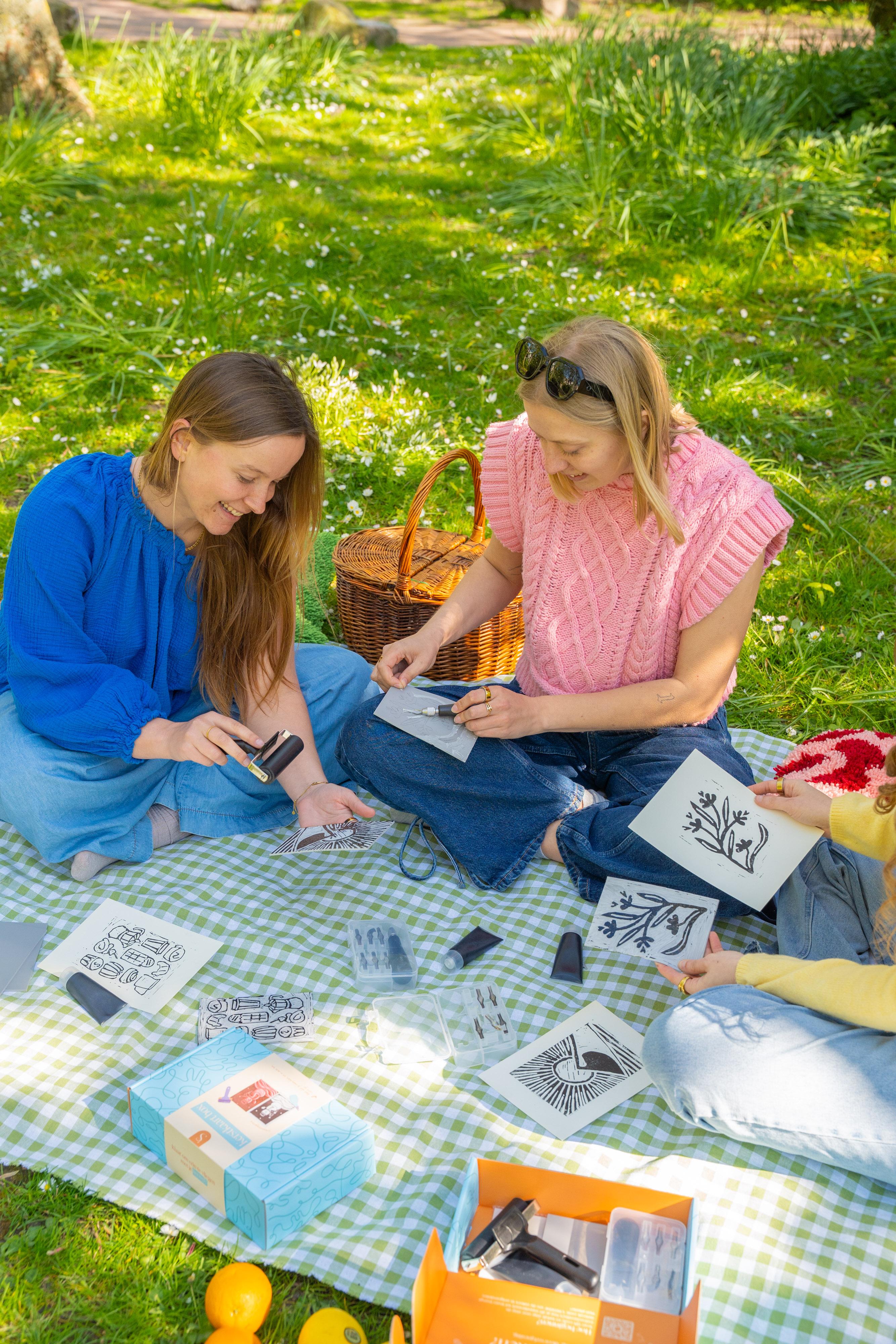 Workshop lino snijden - maak je eigen stempel - Foto