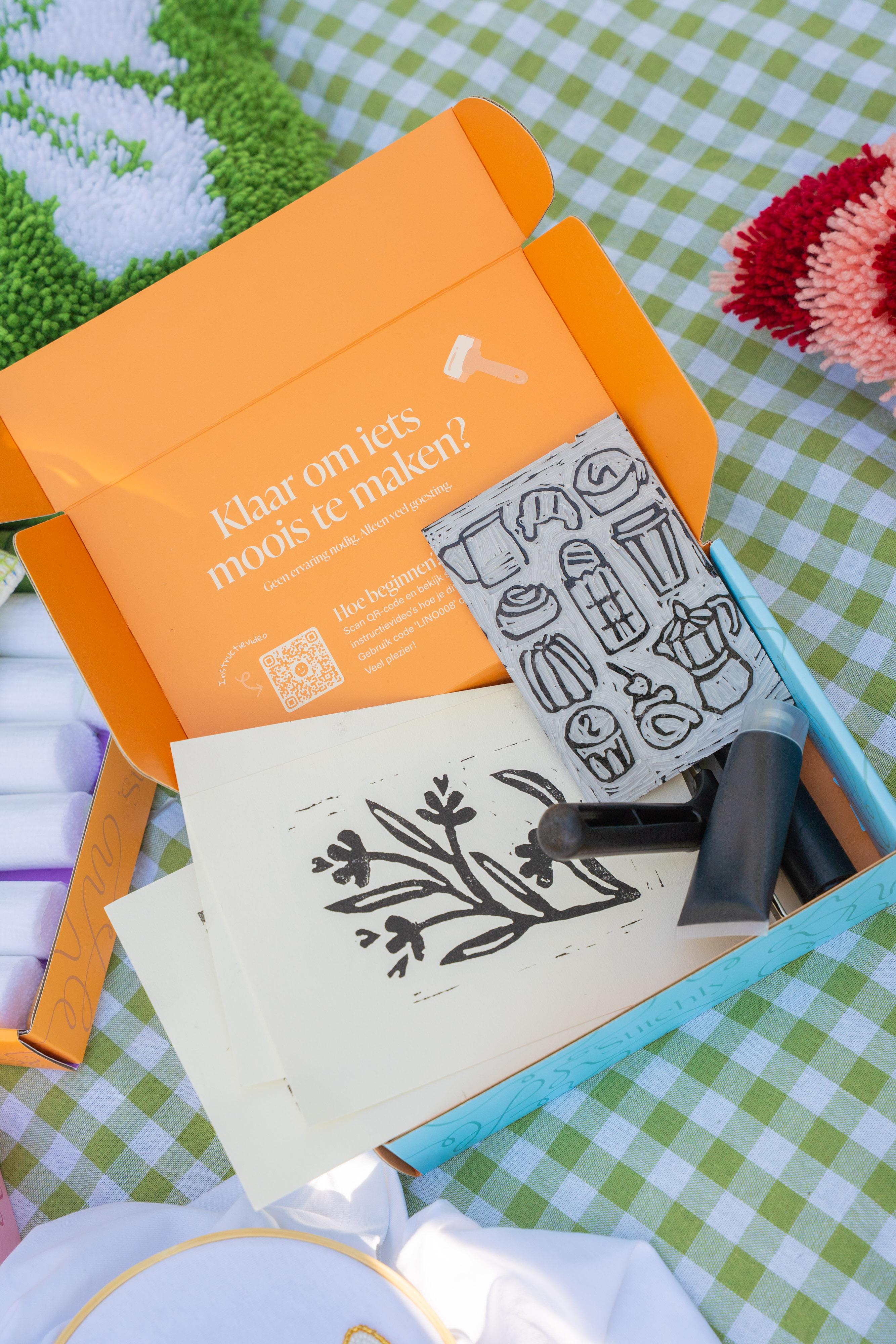 Workshop lino snijden - maak je eigen stempel - Foto