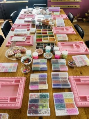 Kinderfeestje sieraden maken