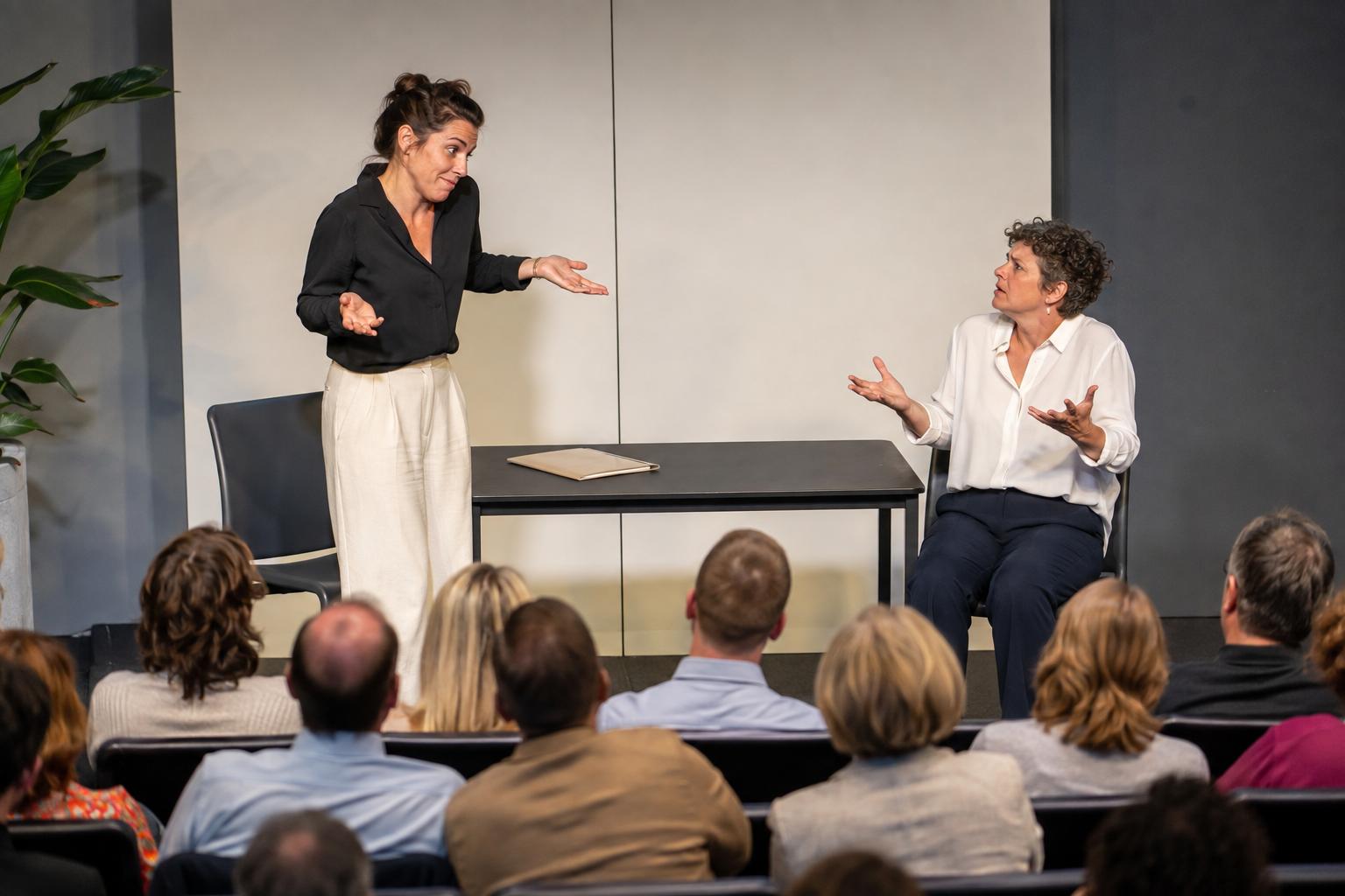 COMMUNICATIE THEATER - Foto