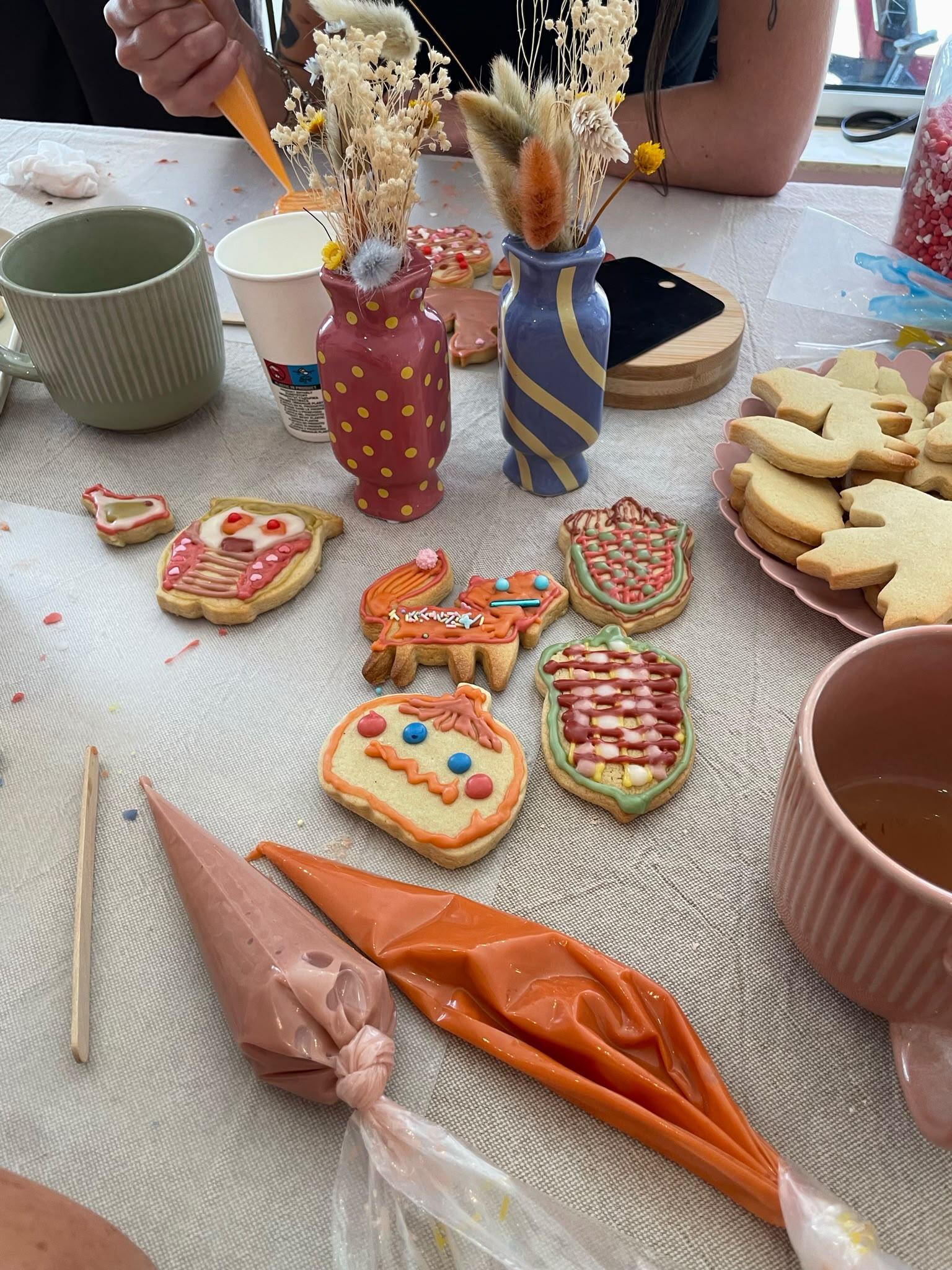 Teambuilding: creatieve workshop koekjes versieren - Foto
