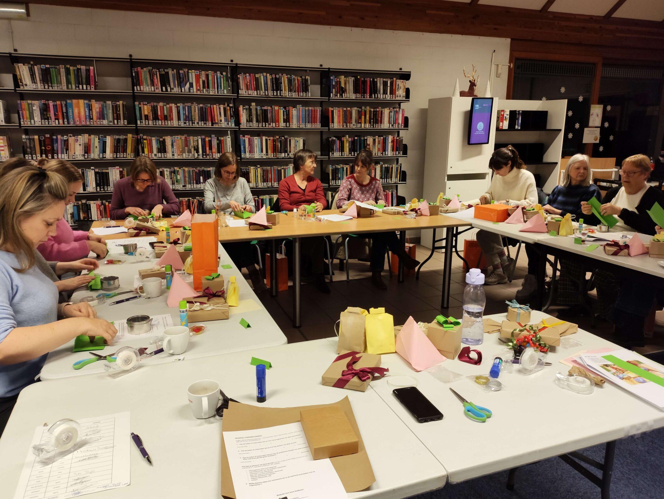 Workshop cadeaus inpakken 16/12/2026 - Foto