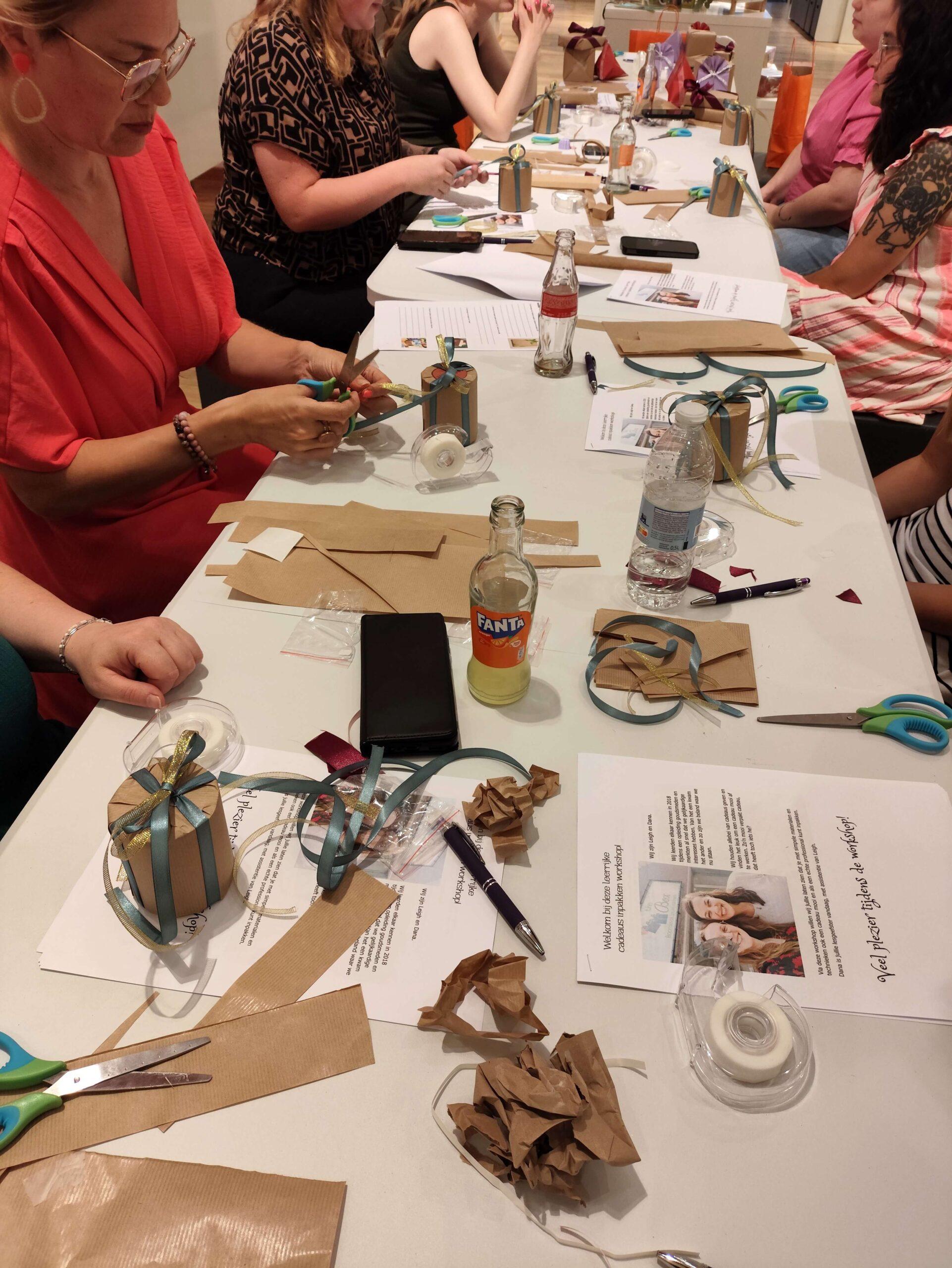 Workshop cadeaus inpakken 16/12/2026 - Foto