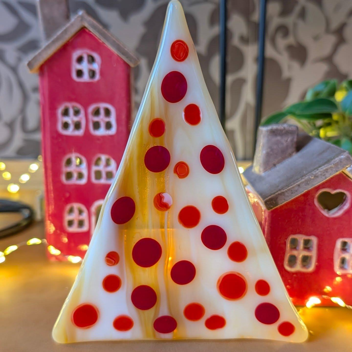 Glas fusen: 2 kerstbomen met kaarslicht -2.5u/3u - Foto